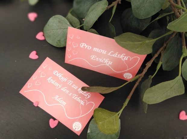 1 kartička s věnováním k Vaší zásilce